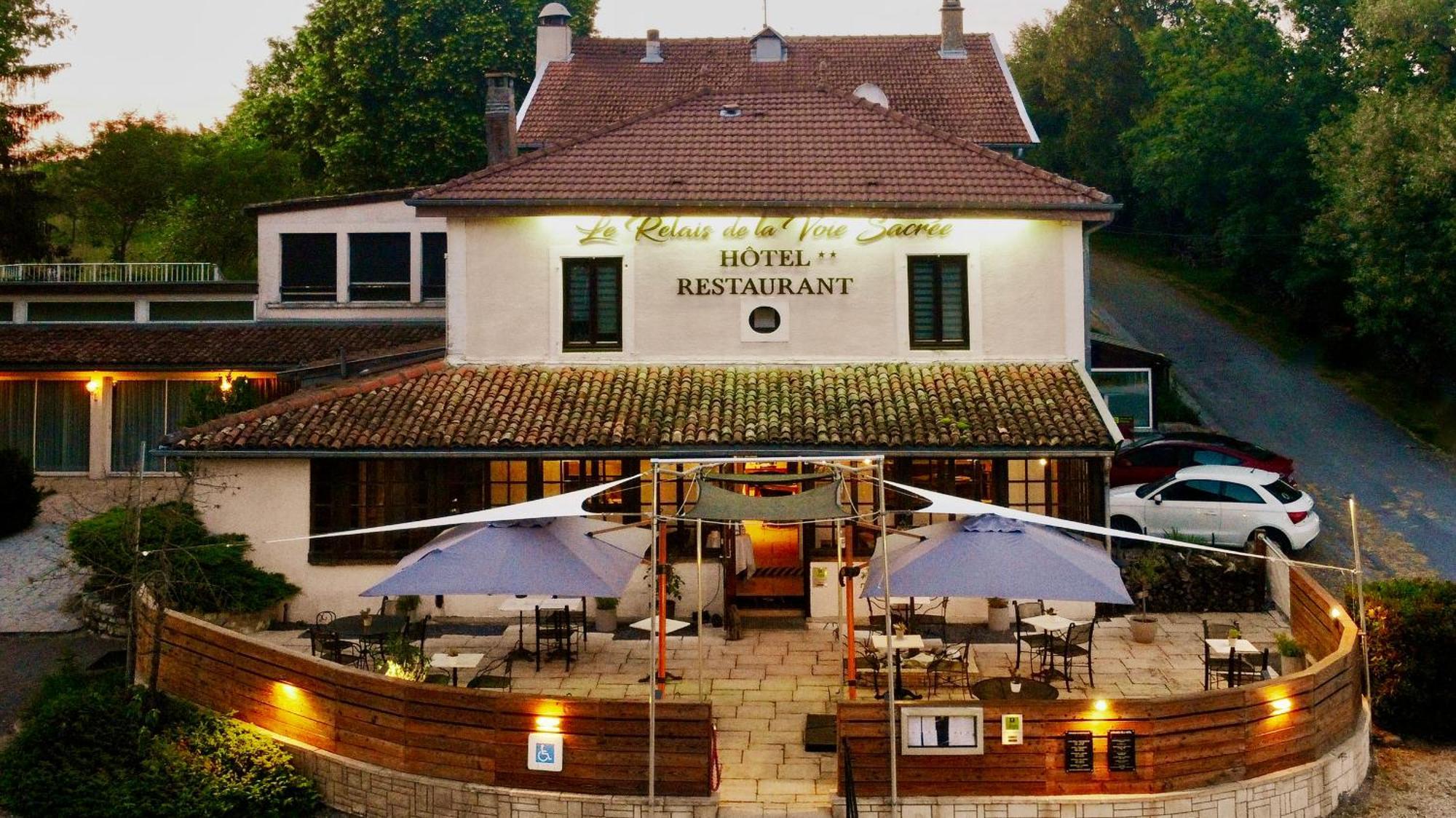 Logis Le Relais De La Voie Sacree Hotel Issoncourt Bagian luar foto