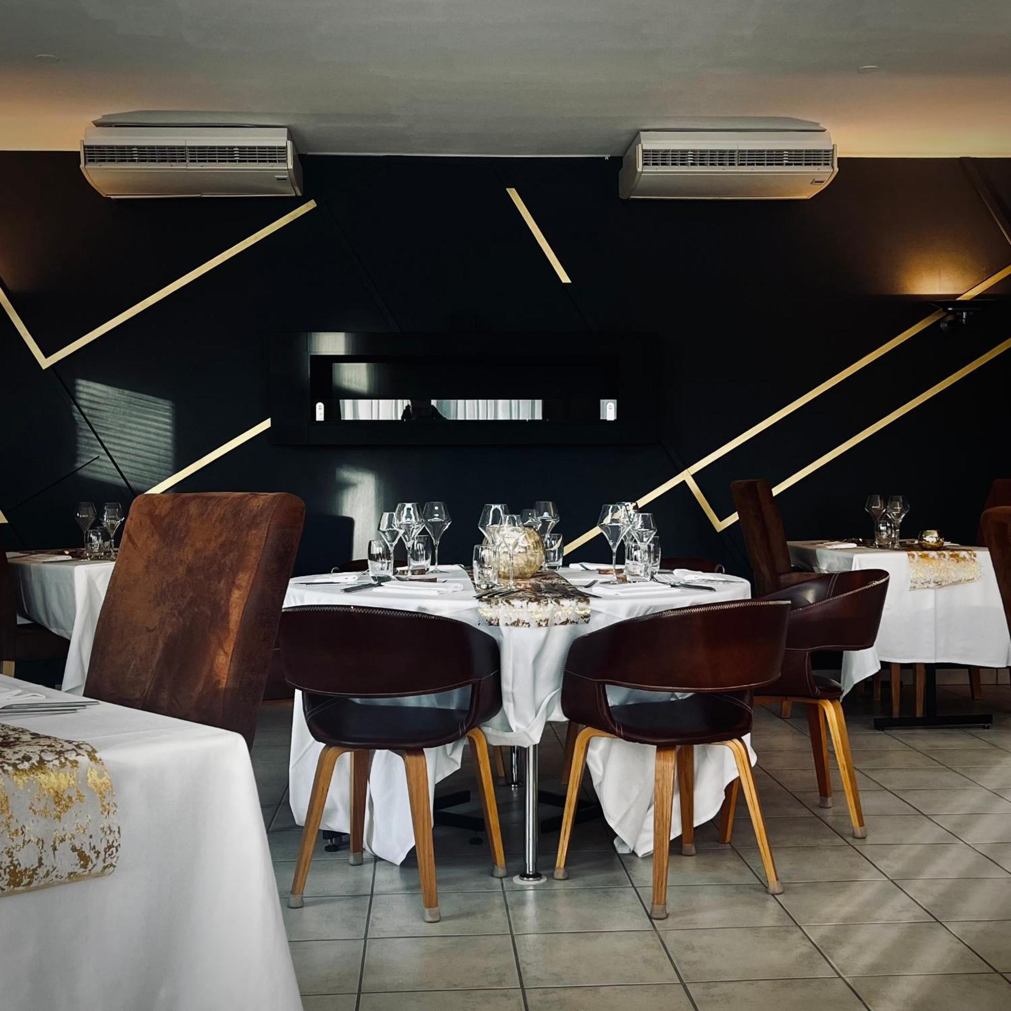 Logis Le Relais De La Voie Sacree Hotel Issoncourt Bagian luar foto